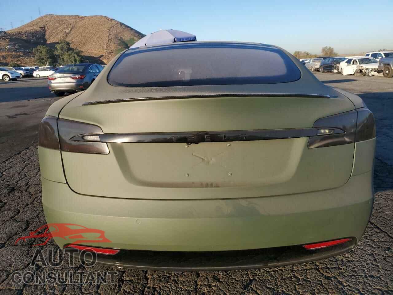 TESLA MODEL S 2019 - 5YJSA1E48KF309808