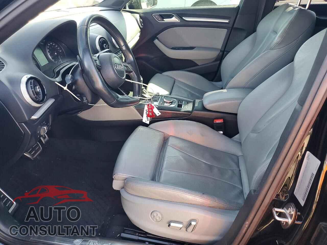 AUDI A3 2017 - WAUUPBFF4HA080104