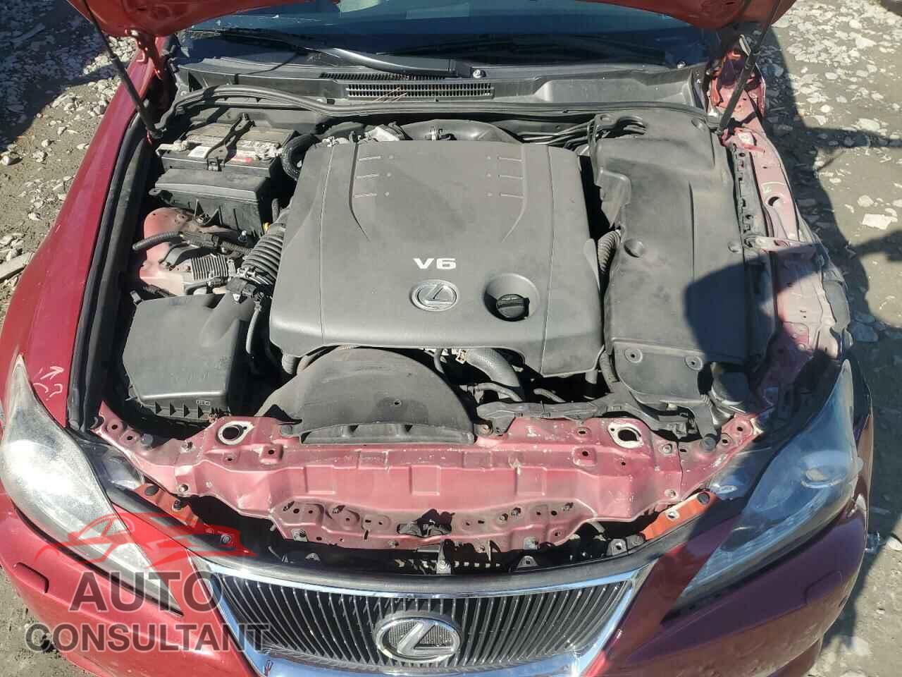 LEXUS IS 2012 - JTHCF5C27C5058604