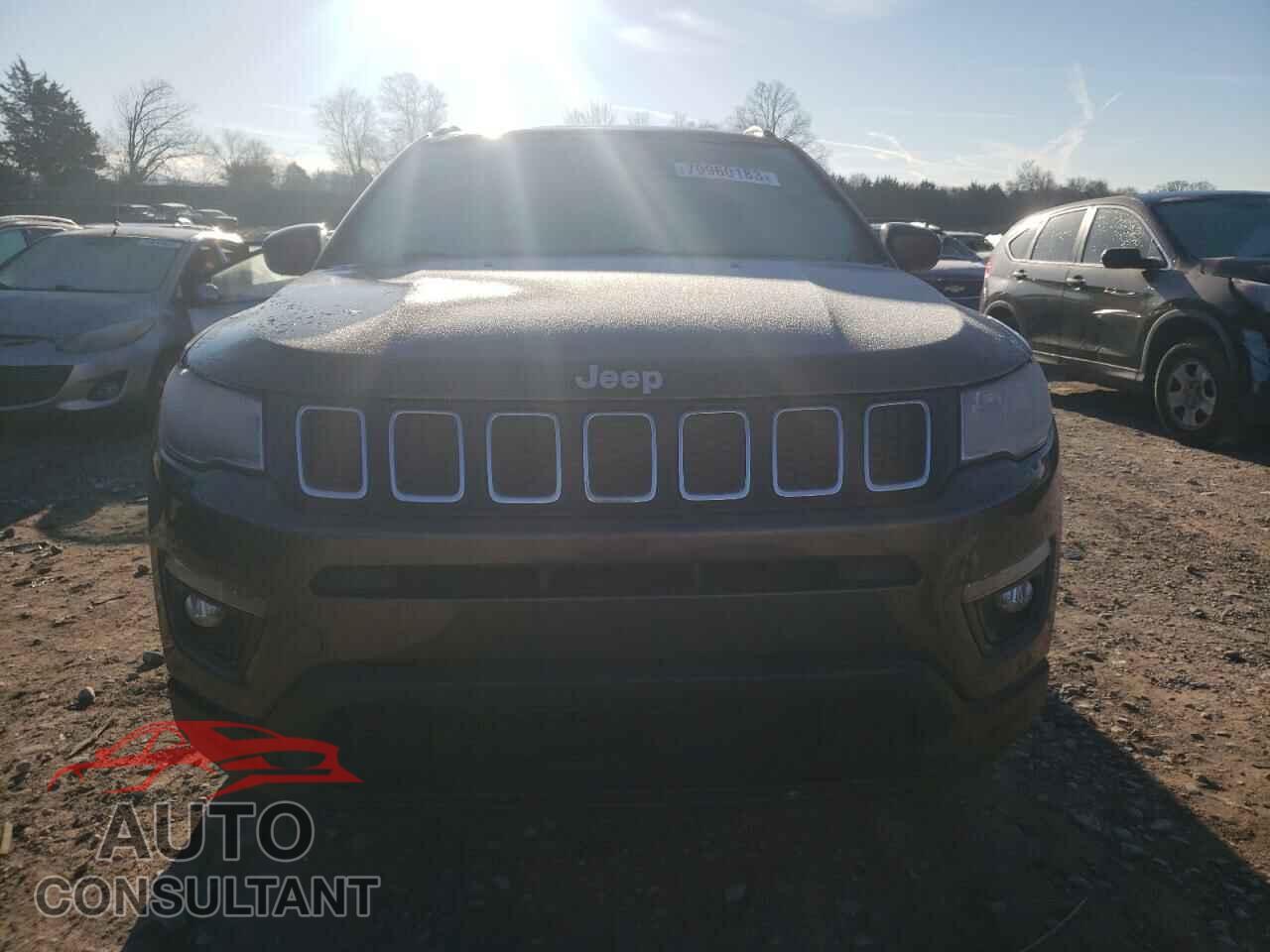 JEEP COMPASS 2018 - 3C4NJDBB7JT355809