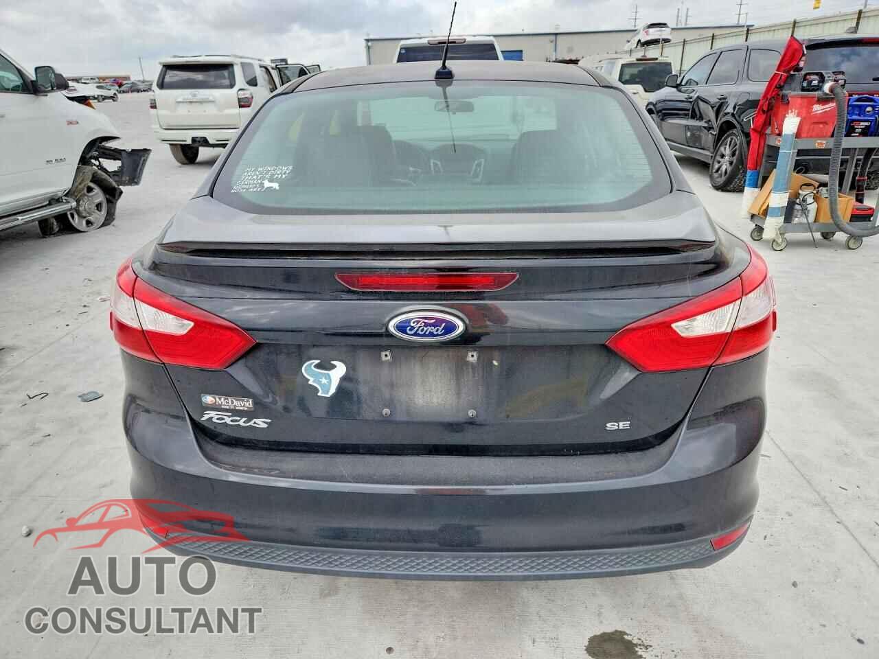 FORD FOCUS 2014 - 1FADP3F25EL326301
