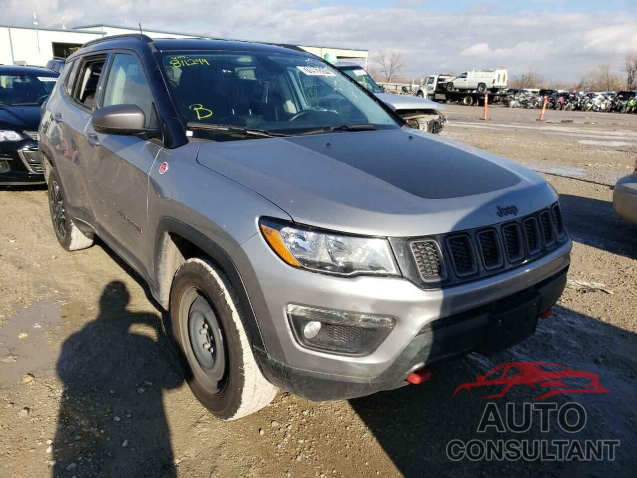 JEEP COMPASS 2019 - 3C4NJDDB0KT811244