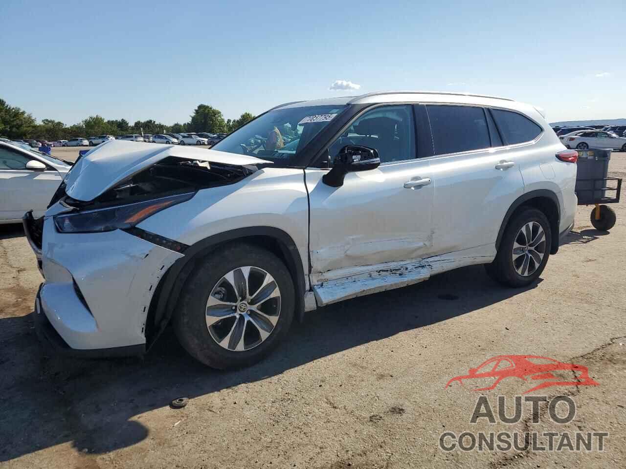 TOYOTA HIGHLANDER 2022 - 5TDGBRCH0NS557851