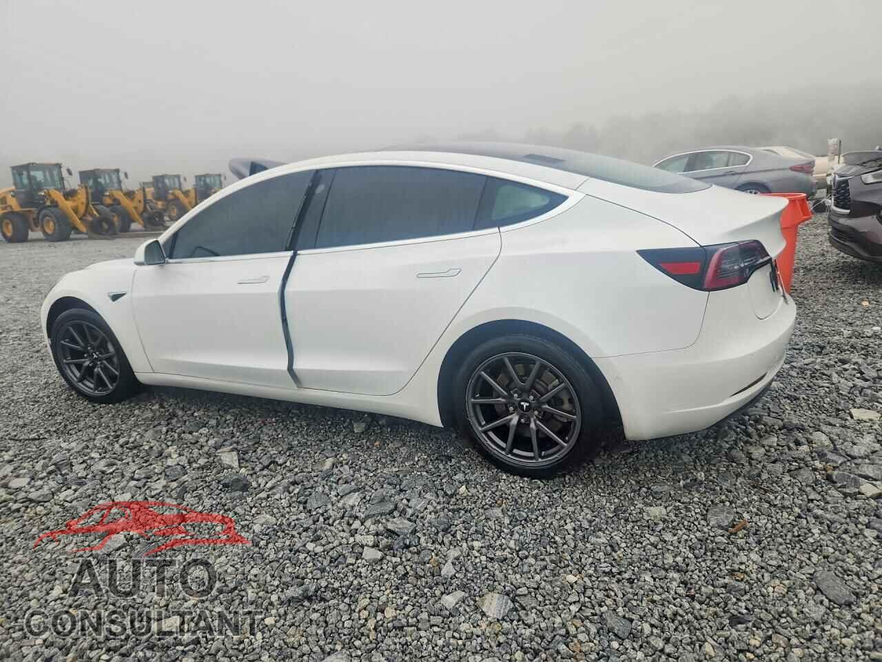 TESLA MODEL 3 2019 - 5YJ3E1EA0KF407617
