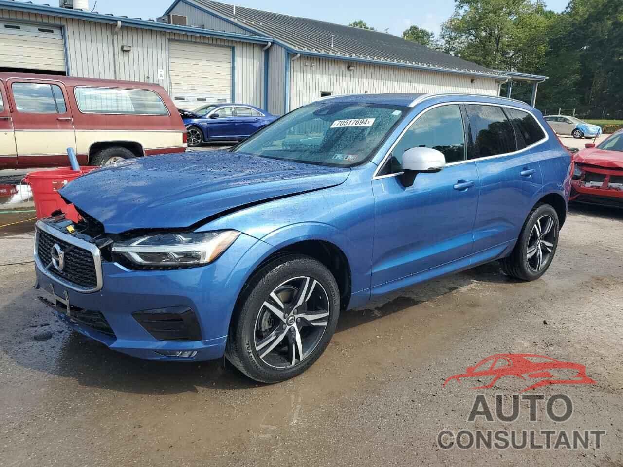 VOLVO XC60 2018 - YV4102RM6J1023815