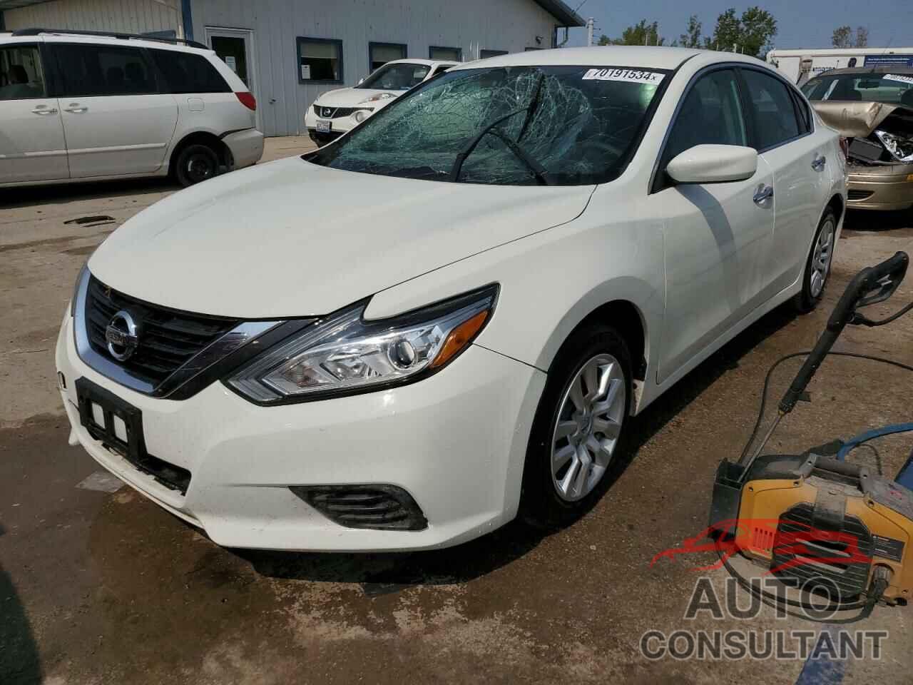 NISSAN ALTIMA 2017 - 1N4AL3AP4HC121591