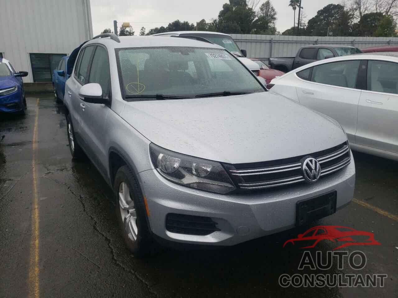 VOLKSWAGEN TIGUAN 2017 - WVGAV7AX7HK029274