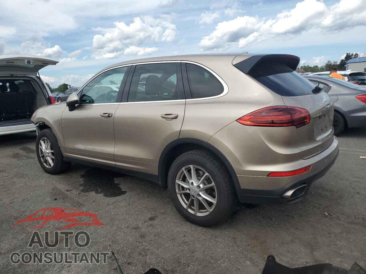 PORSCHE CAYENNE 2015 - WP1AF2A28FLA40931