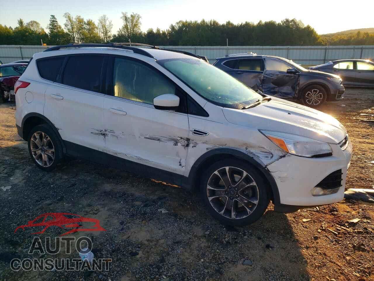 FORD ESCAPE 2013 - 1FMCU9GX5DUB61043