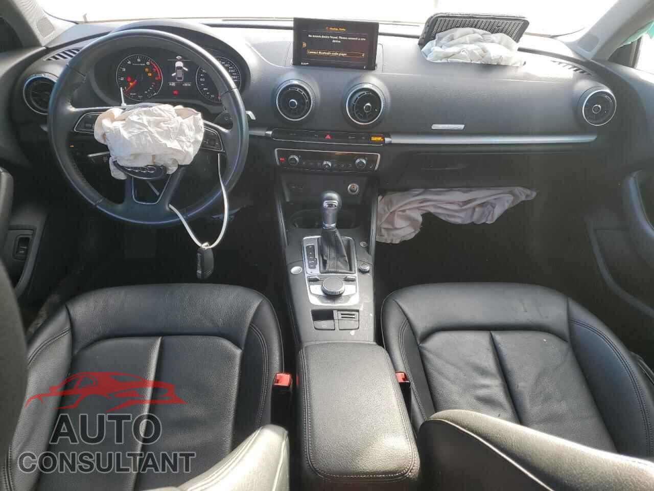 AUDI A3 2020 - WAUBEGFF0LA044347