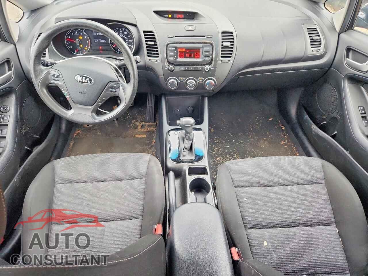 KIA FORTE 2017 - 3KPFK4A73HE137525
