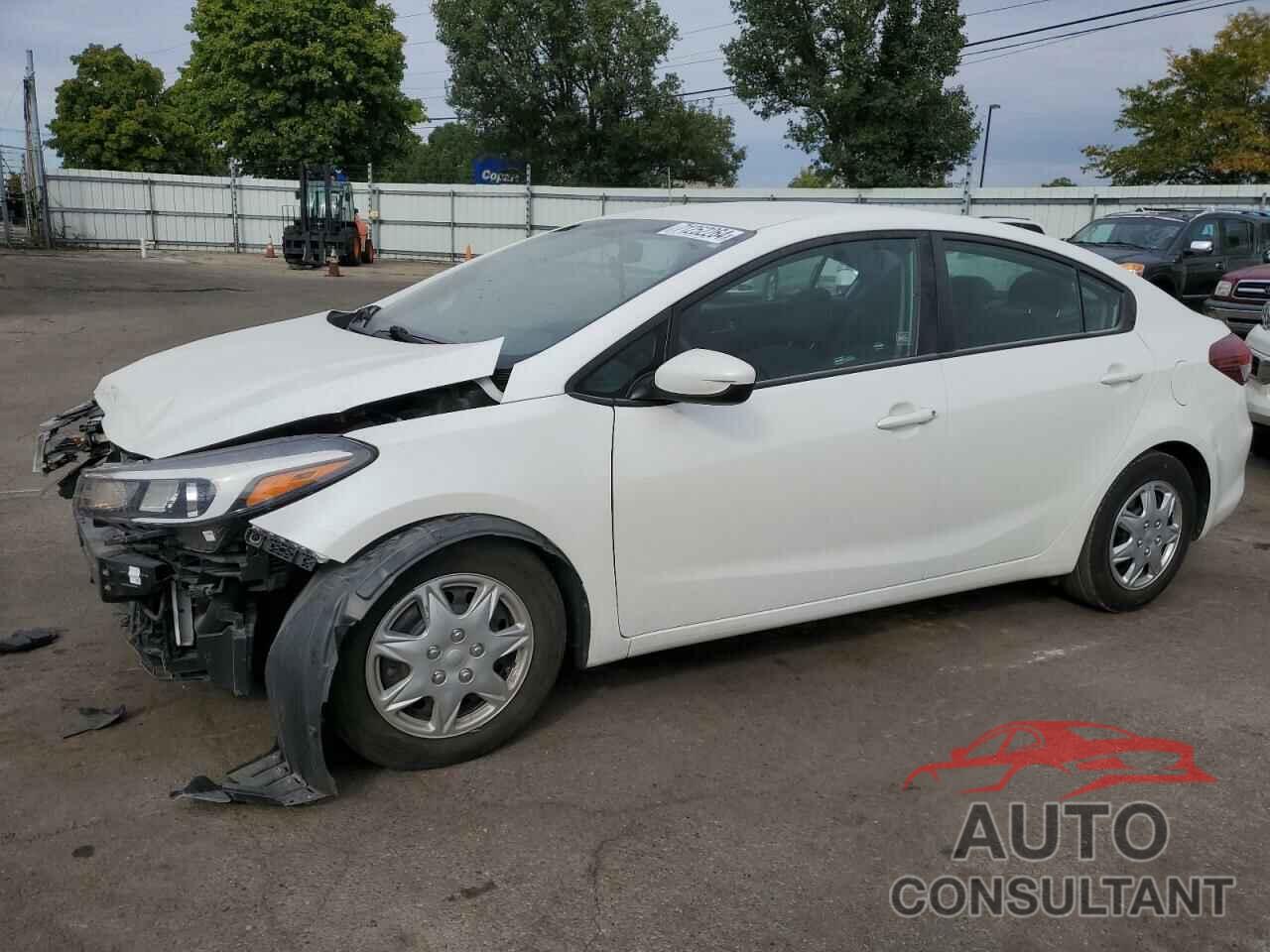 KIA FORTE 2018 - 3KPFL4A77JE234987