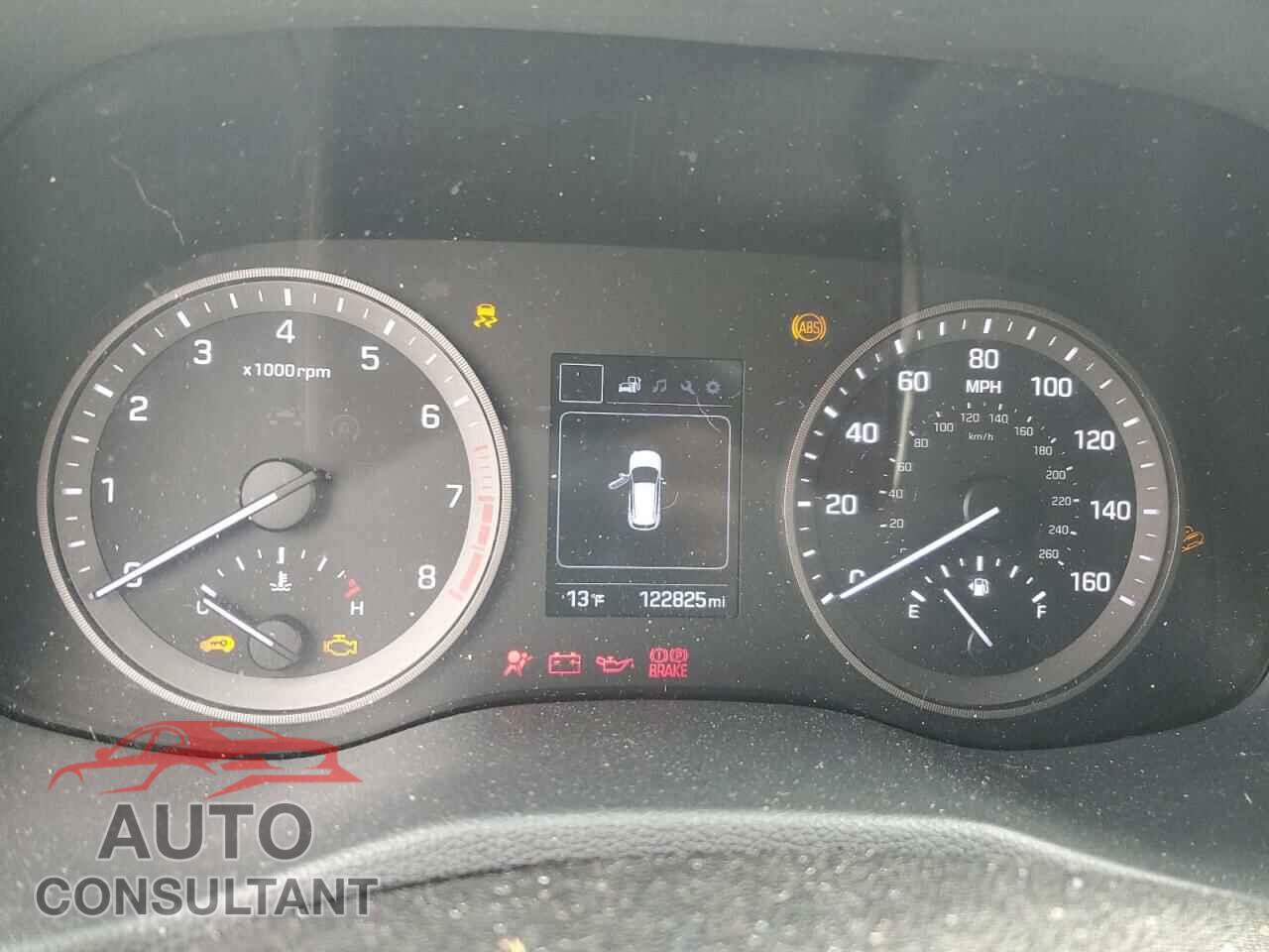 HYUNDAI TUCSON 2018 - KM8J3CA23JU706186
