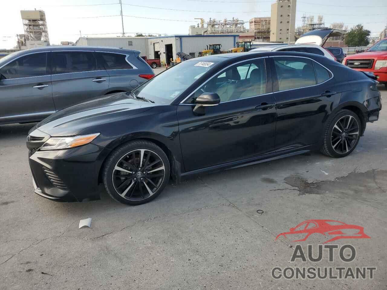 TOYOTA CAMRY 2018 - 4T1BZ1HKXJU007134