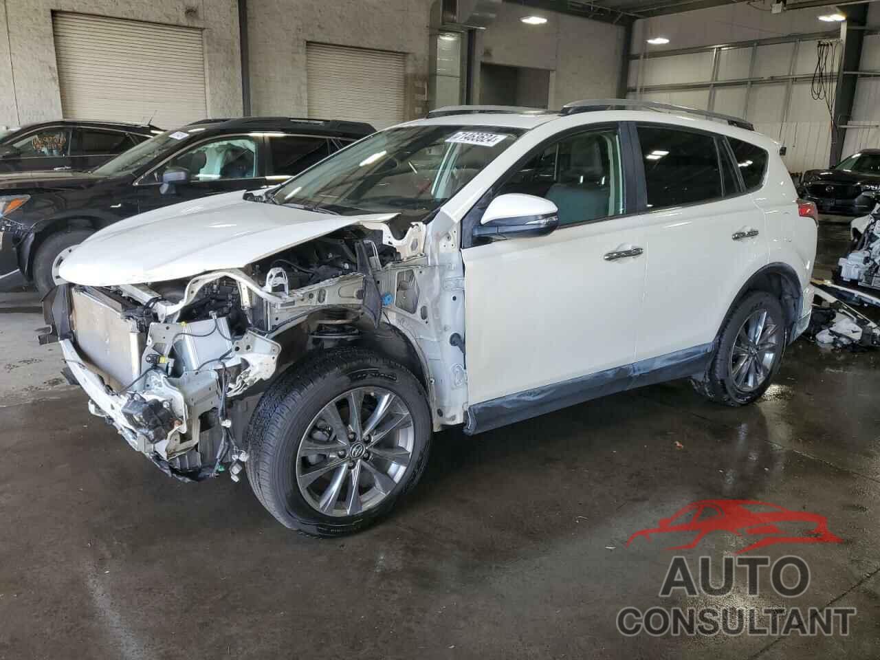 TOYOTA RAV4 2018 - JTMDFREV2JJ742954