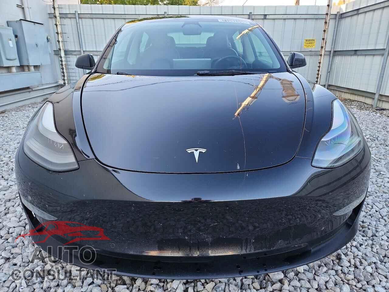 TESLA MODEL 3 2022 - 5YJ3E1EA5NF370603