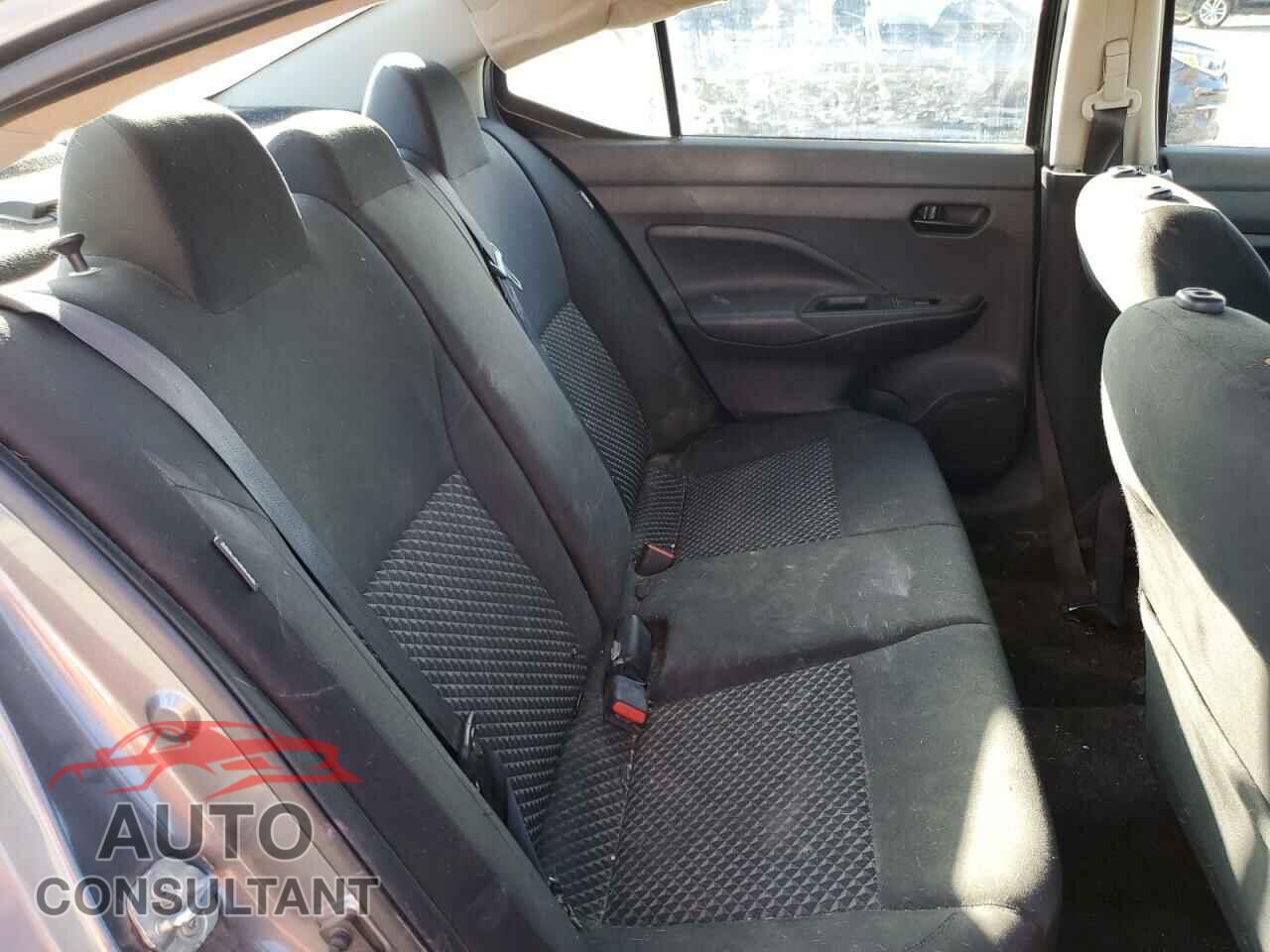 NISSAN VERSA 2020 - 3N1CN8DV2LL884584