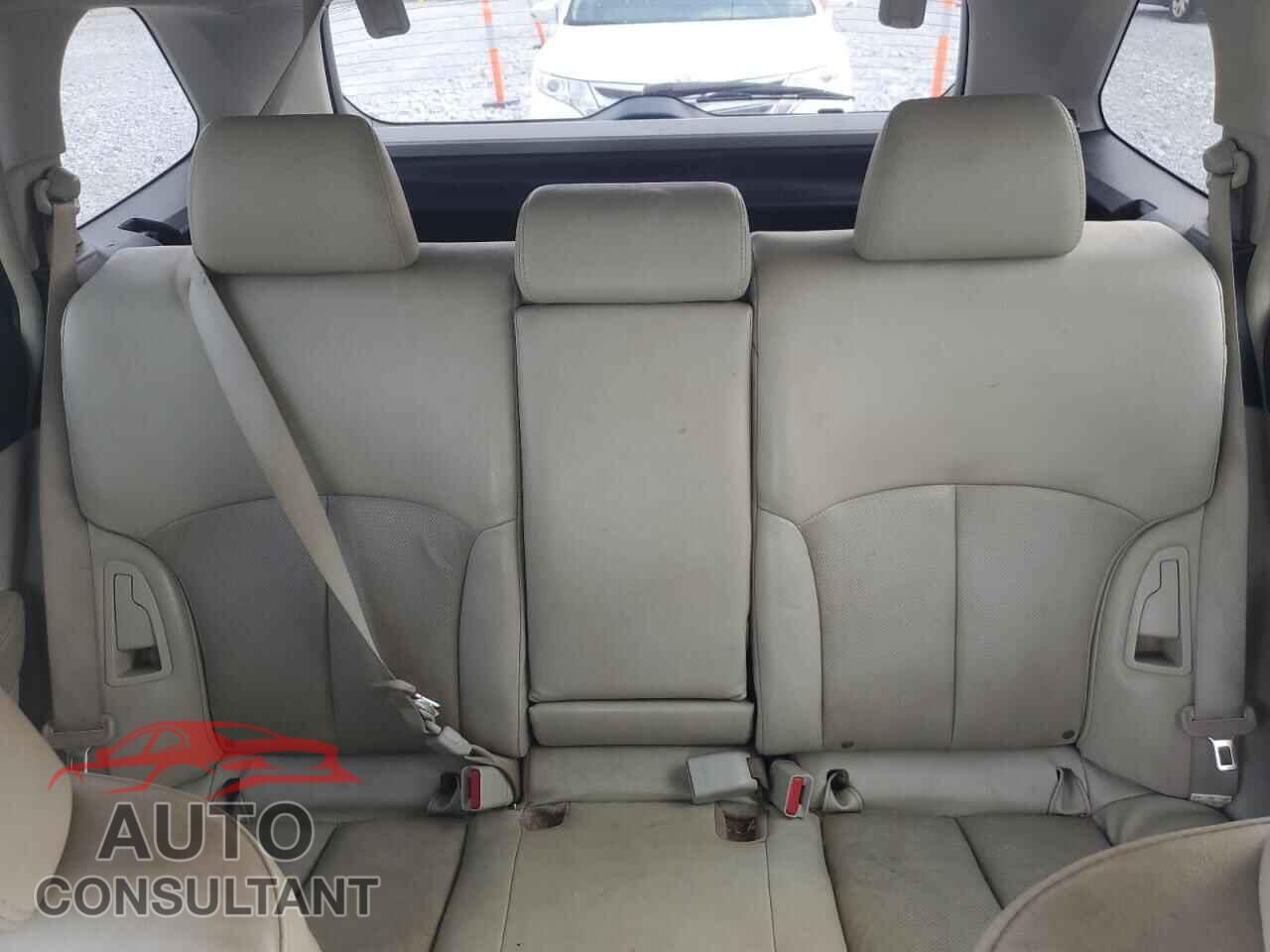 SUBARU OUTBACK 2013 - 4S4BRBLC6D3287571
