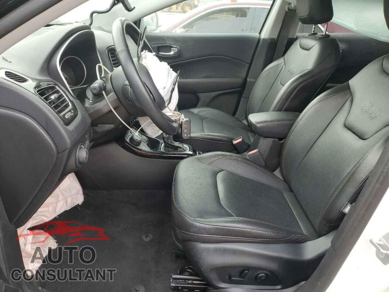 JEEP COMPASS 2020 - 3C4NJDCB4LT123220