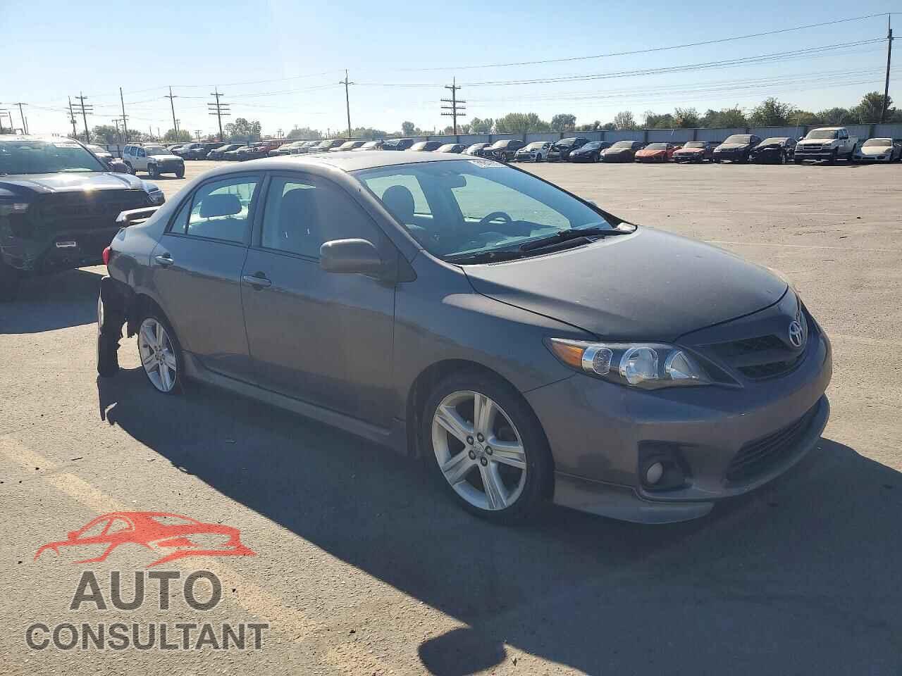 TOYOTA COROLLA 2013 - 2T1BU4EE4DC073845