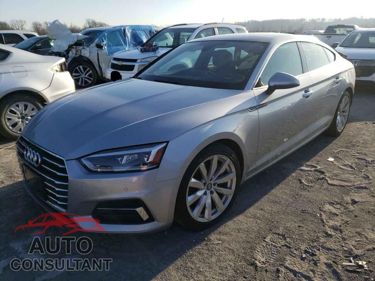 AUDI A5 2018 - WAUBNCF53JA005992