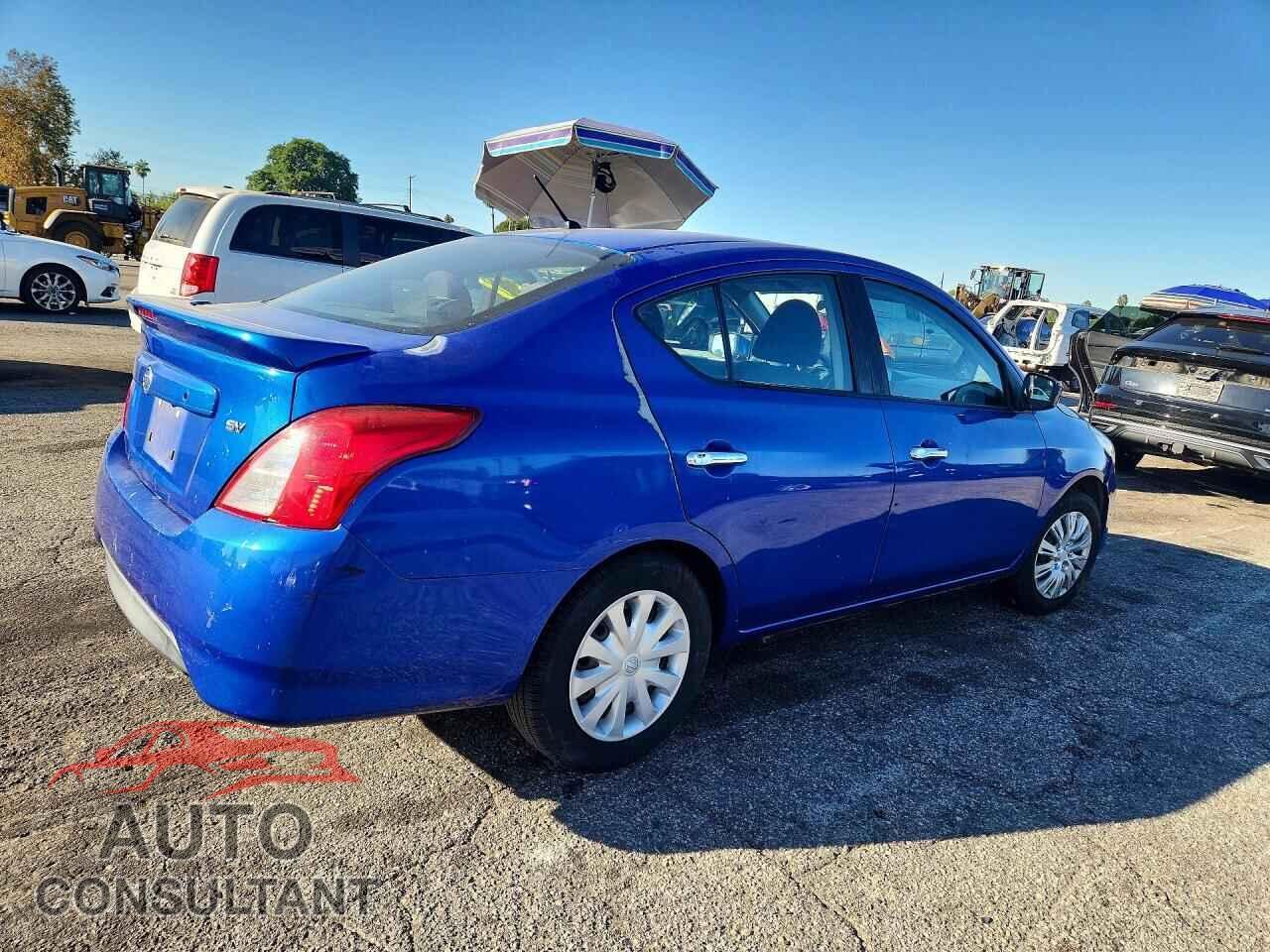 NISSAN VERSA 2017 - 3N1CN7AP7HL834559