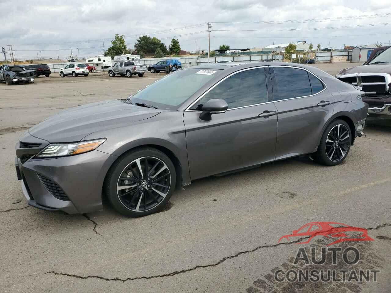 TOYOTA CAMRY 2018 - 4T1BZ1HK3JU003703