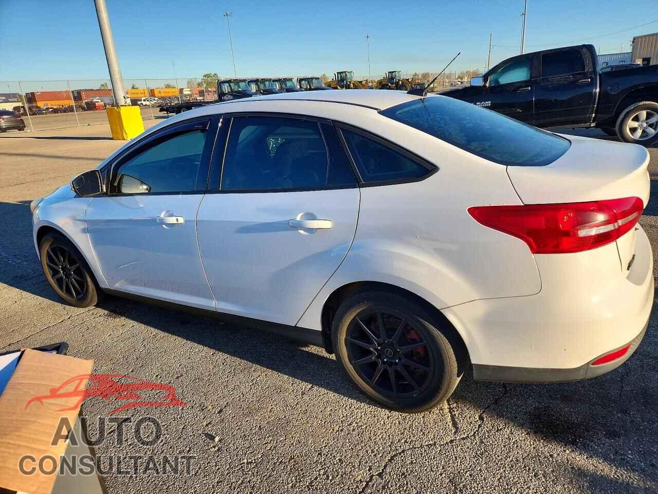 FORD FOCUS 2017 - 1FADP3FE9HL315297