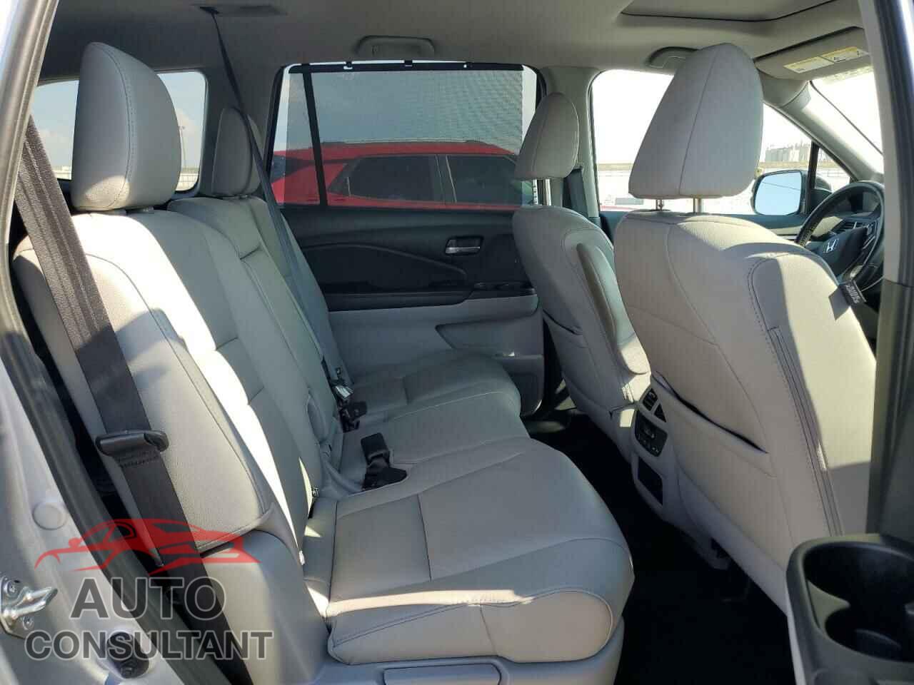 HONDA PILOT 2021 - 5FNYF5H27MB007748