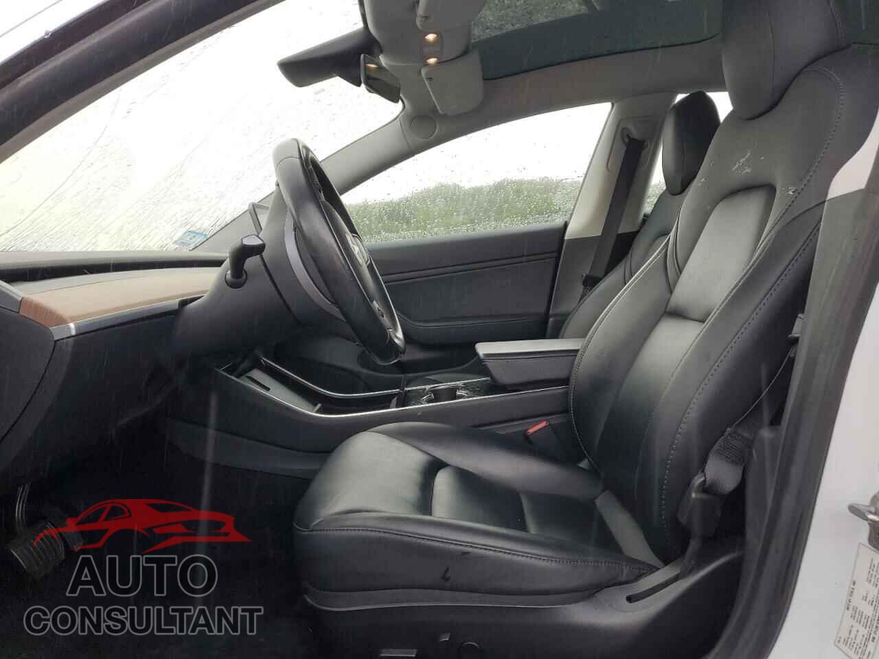 TESLA MODEL 3 2019 - 5YJ3E1EB0KF365653