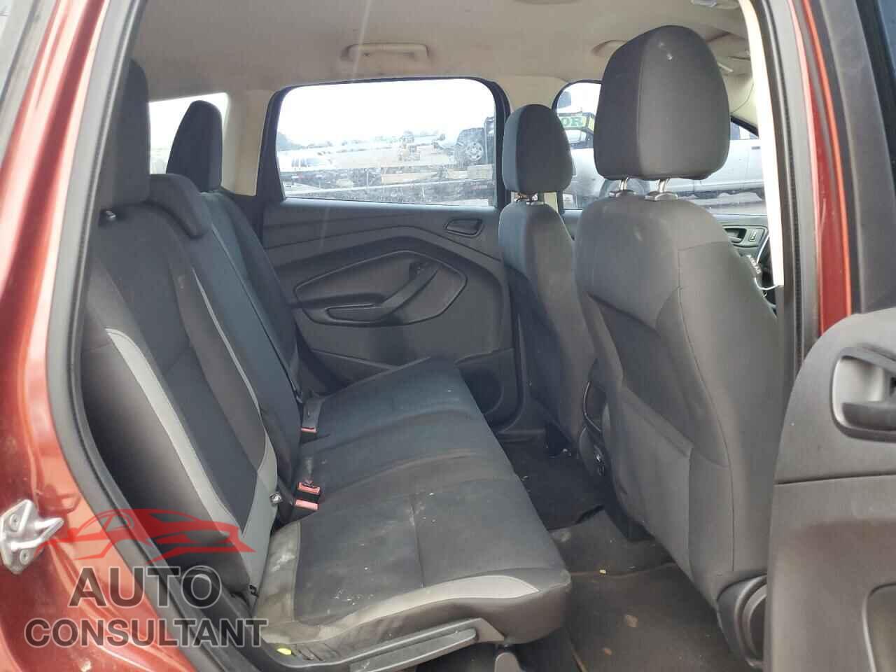 FORD ESCAPE 2014 - 1FMCU0F77EUE00123