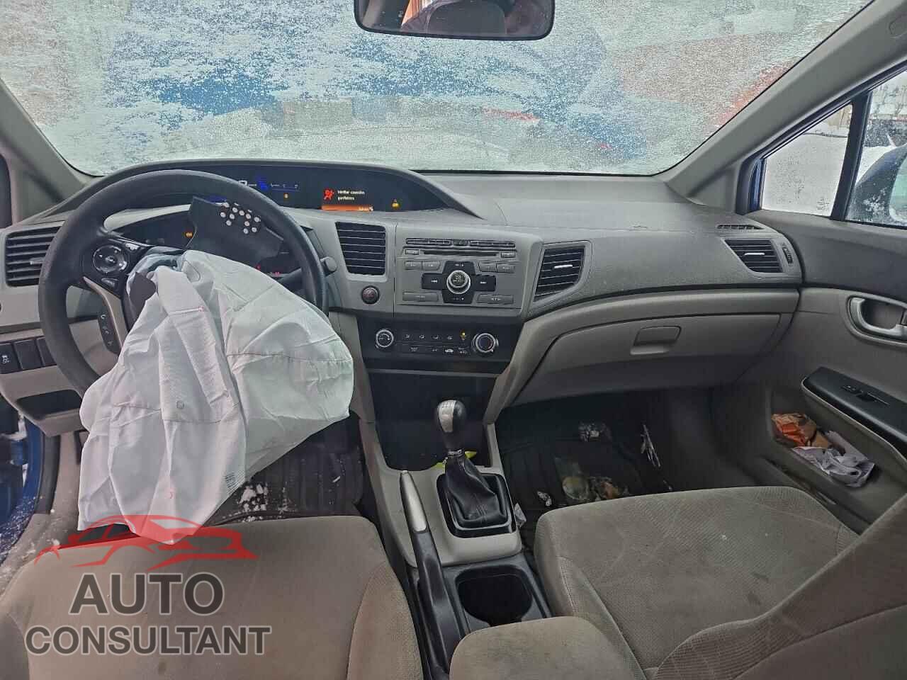 HONDA CIVIC 2012 - 2HGFB2E49CH005369