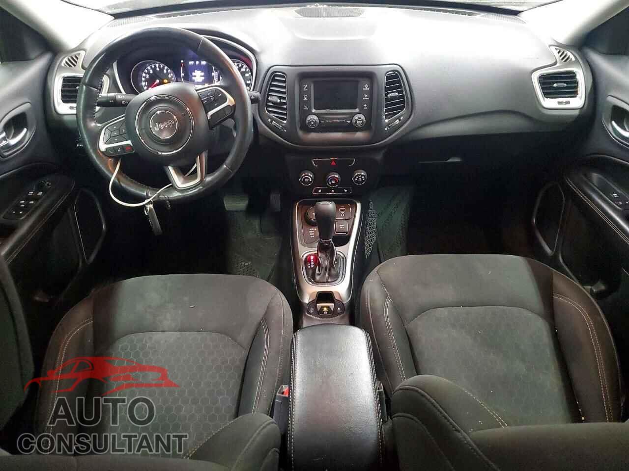 JEEP COMPASS 2017 - 3C4NJDAB5HT640083