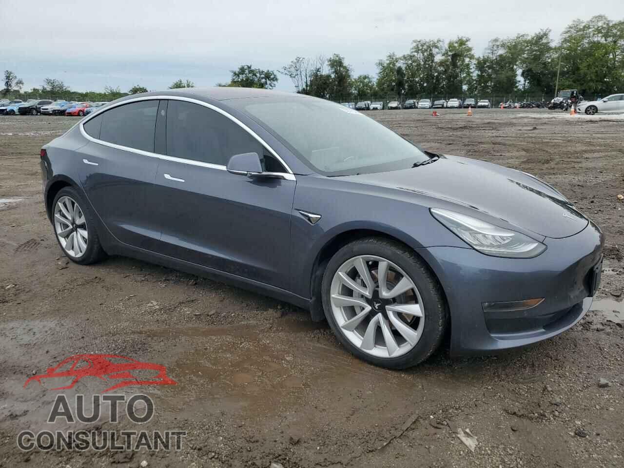 TESLA MODEL 3 2018 - 5YJ3E1EB0JF170232