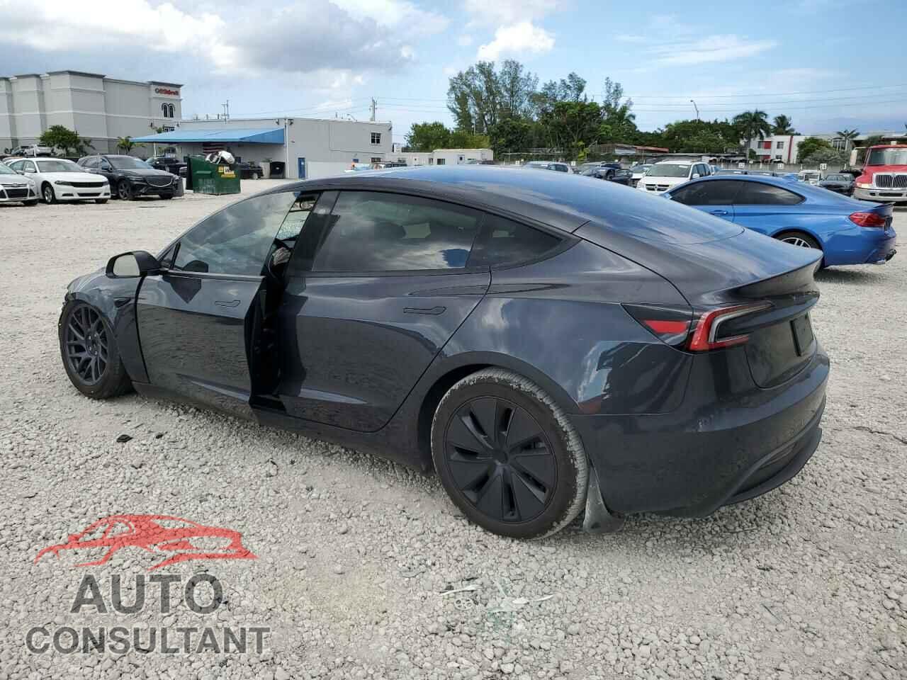 TESLA MODEL 3 2024 - 5YJ3E1EA2RF745546