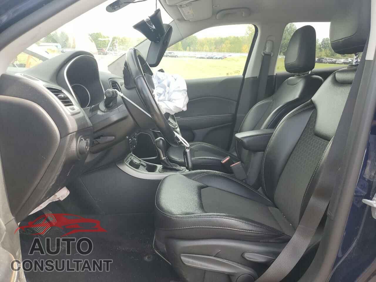 JEEP COMPASS 2019 - 3C4NJDBB0KT818617