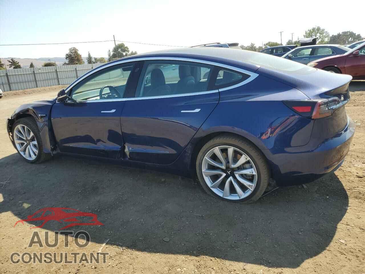 TESLA MODEL 3 2018 - 5YJ3E1EB0JF063858