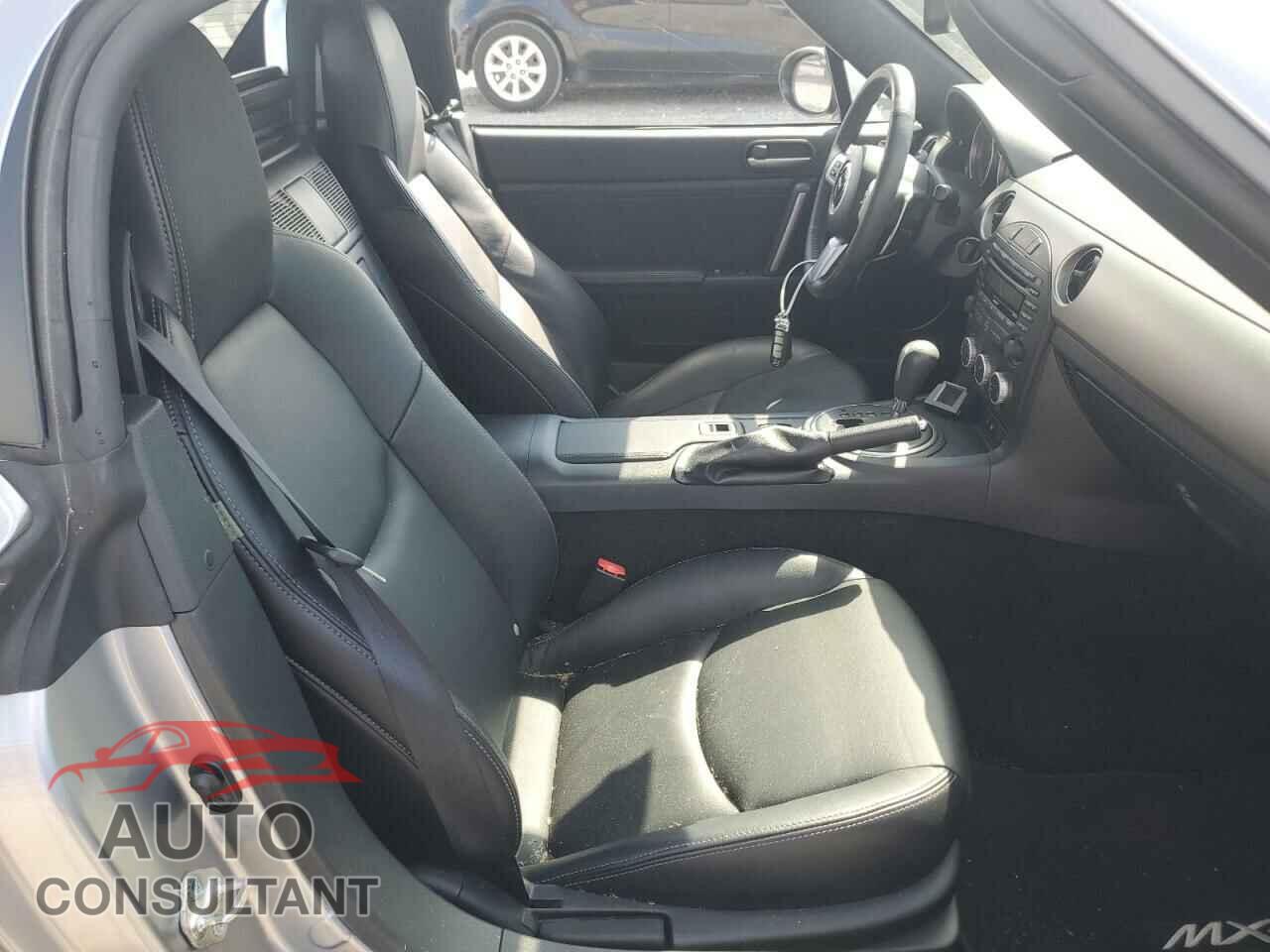 MAZDA MX5 2011 - JM1NC2PF2B0219385