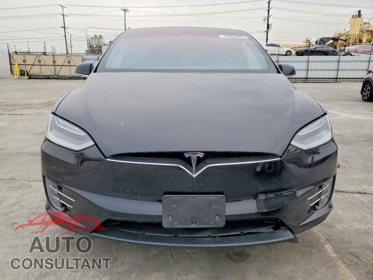 TESLA MODEL X 2017 - 5YJXCDE27HF044470