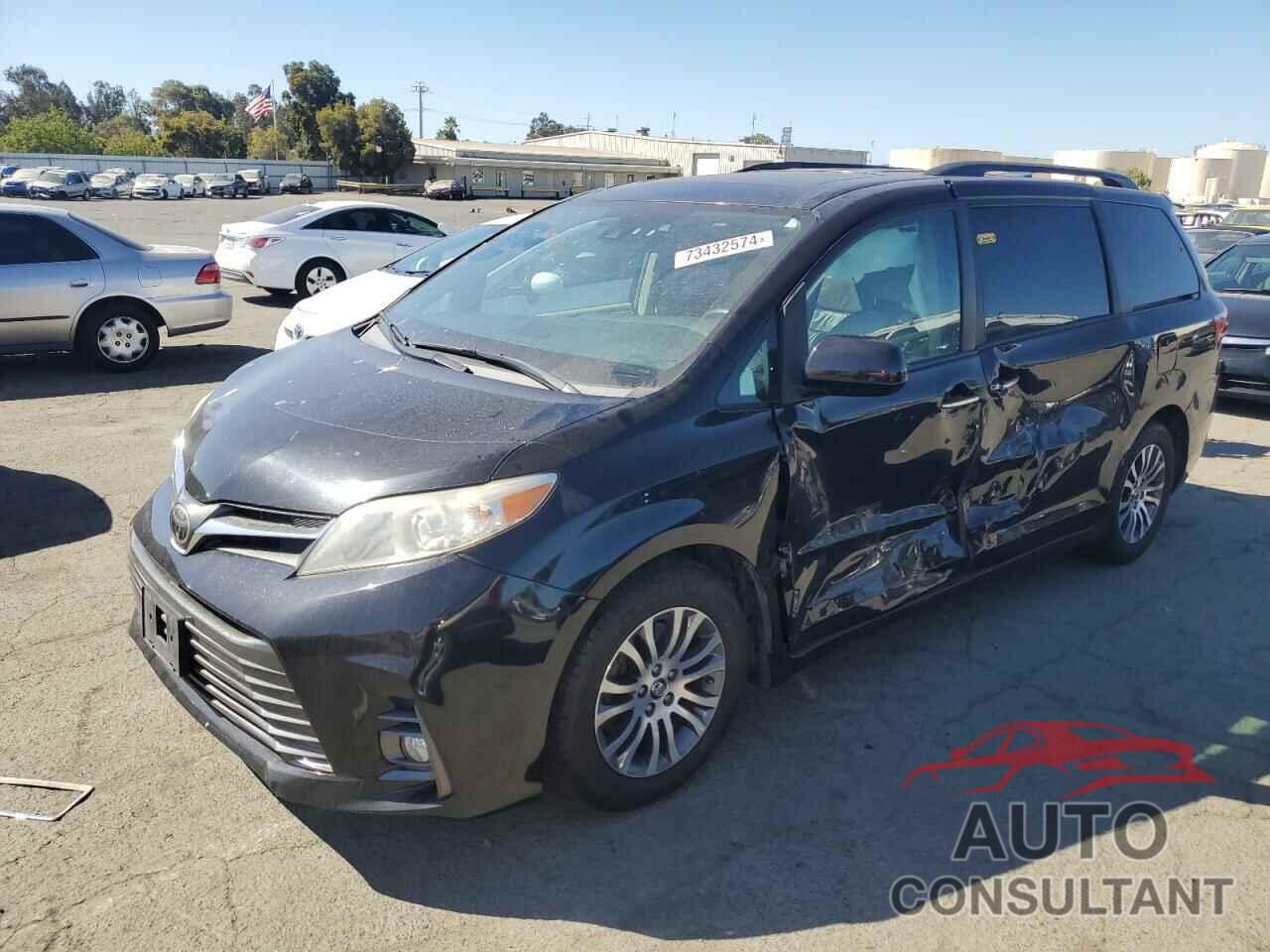 TOYOTA All Models 2018 - 5TDYZ3DC9JS907679