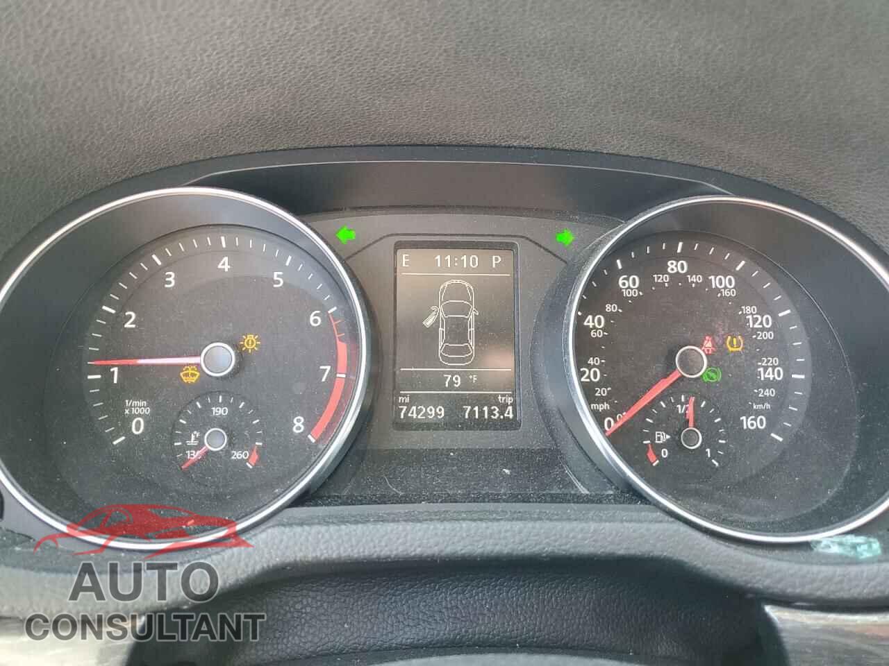VOLKSWAGEN PASSAT 2018 - 1VWBA7A38JC009727