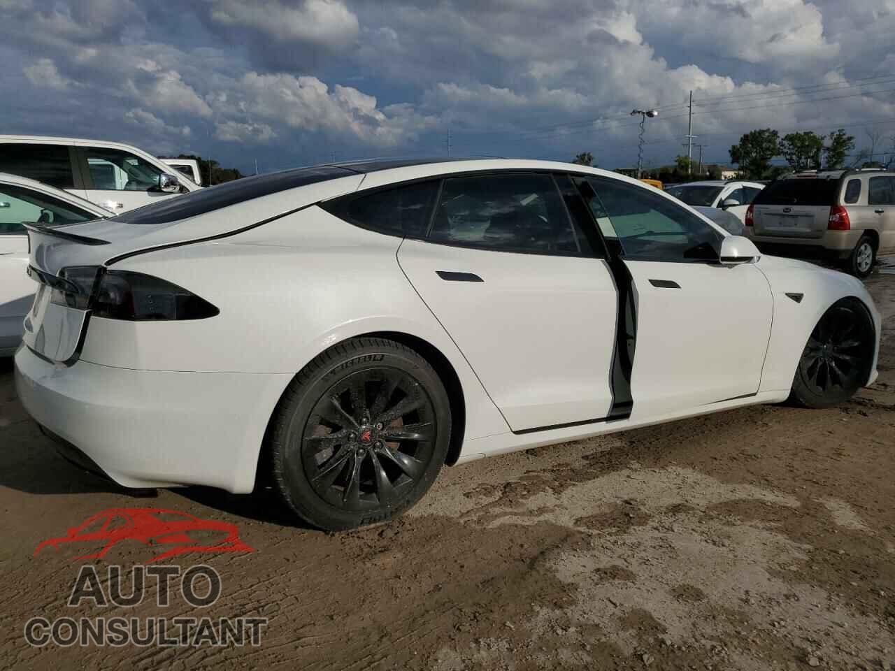 TESLA MODEL S 2017 - 5YJSA1E27HF232288