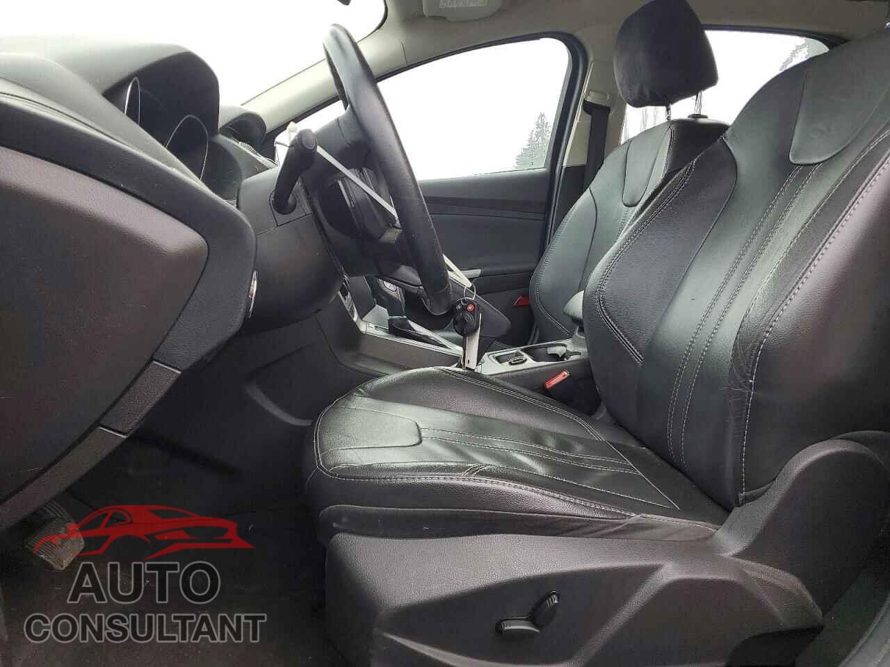FORD FOCUS 2014 - 1FADP3K21EL276910