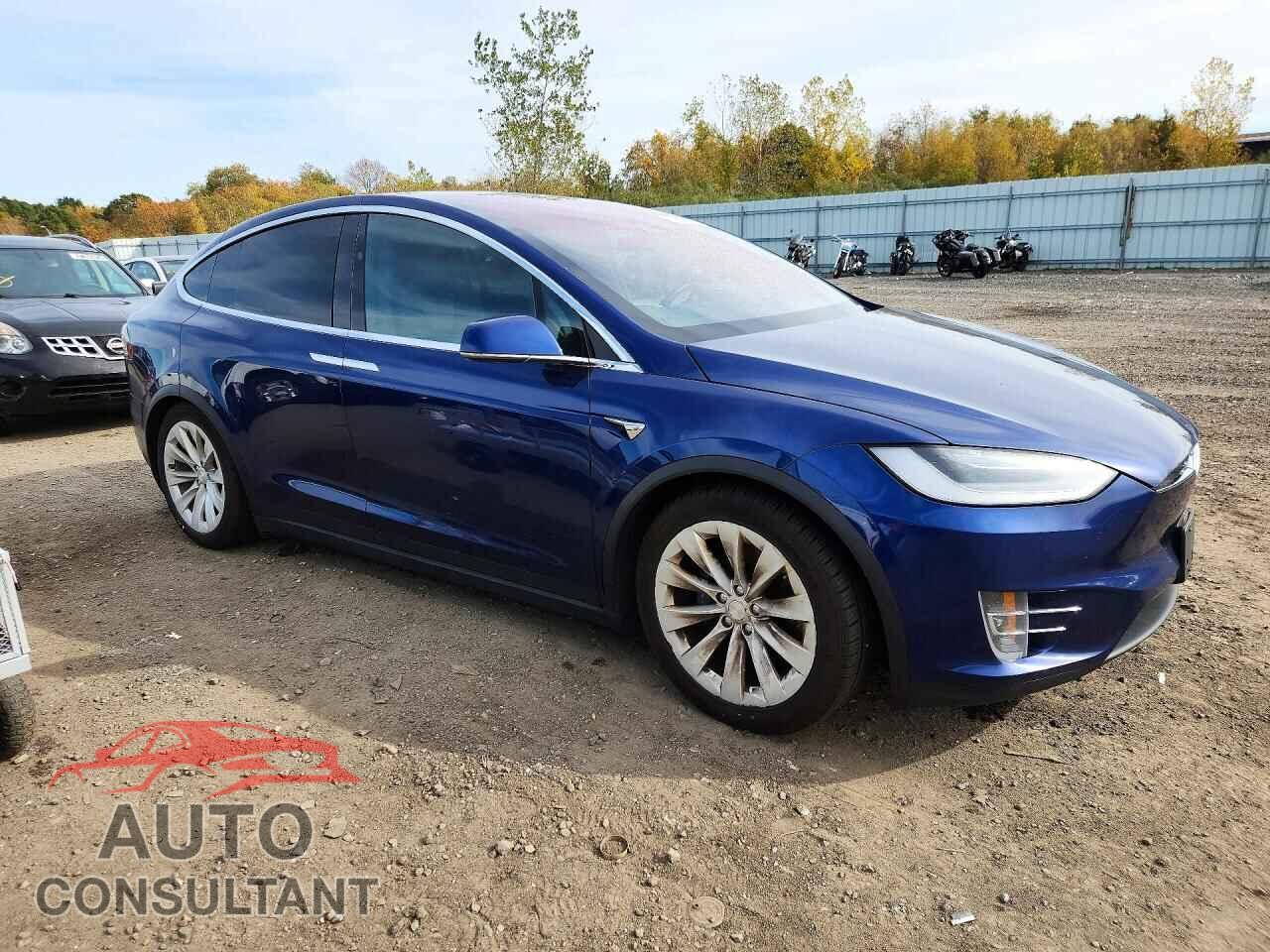 TESLA MODEL X 2020 - 5YJXCBE2XLF305961