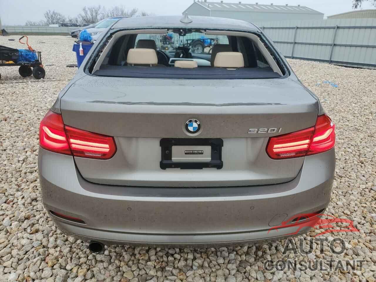 BMW 3 SERIES 2017 - WBA8E1G34HNU15487