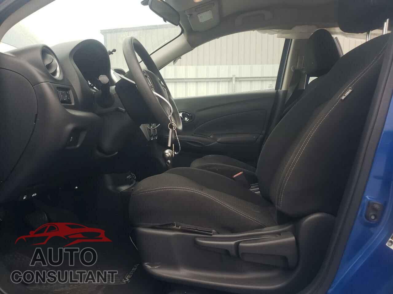 NISSAN VERSA 2017 - 3N1CN7AP3HL890109