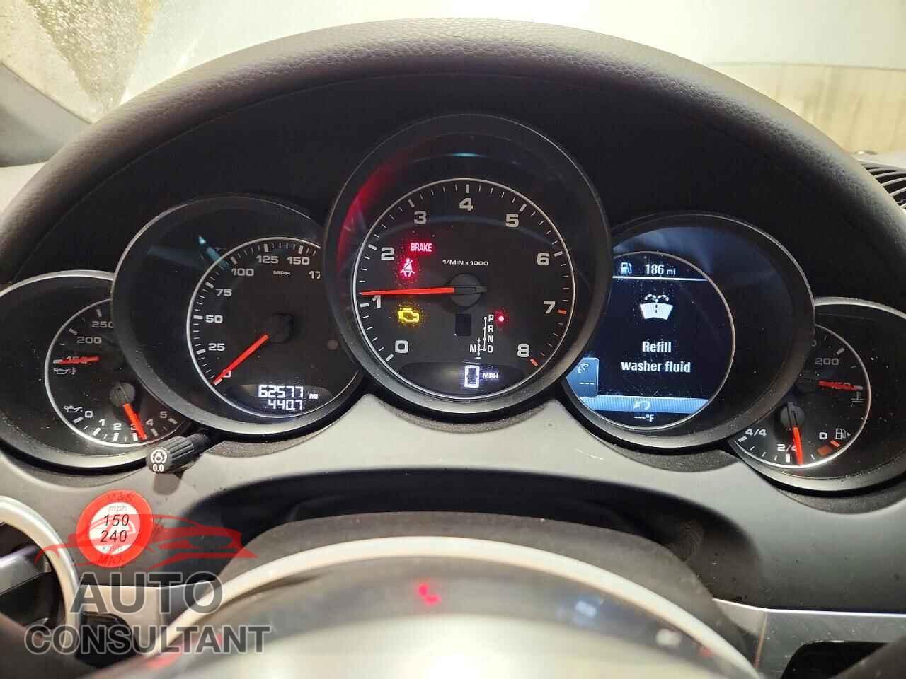 PORSCHE CAYENNE 2018 - WP1AA2A25JKA04790