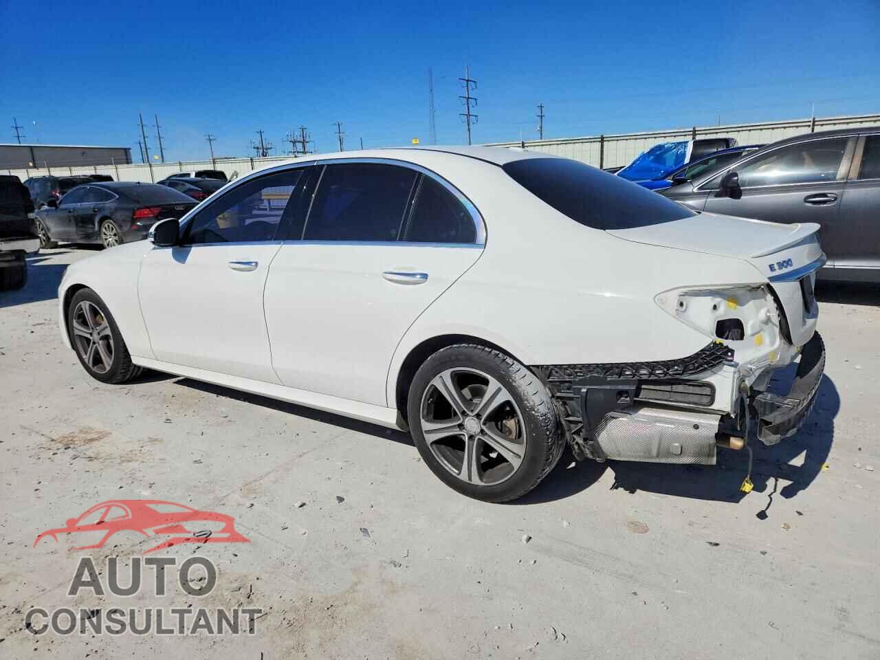 MERCEDES-BENZ E-CLASS 2017 - WDDZF4JB5HA081506