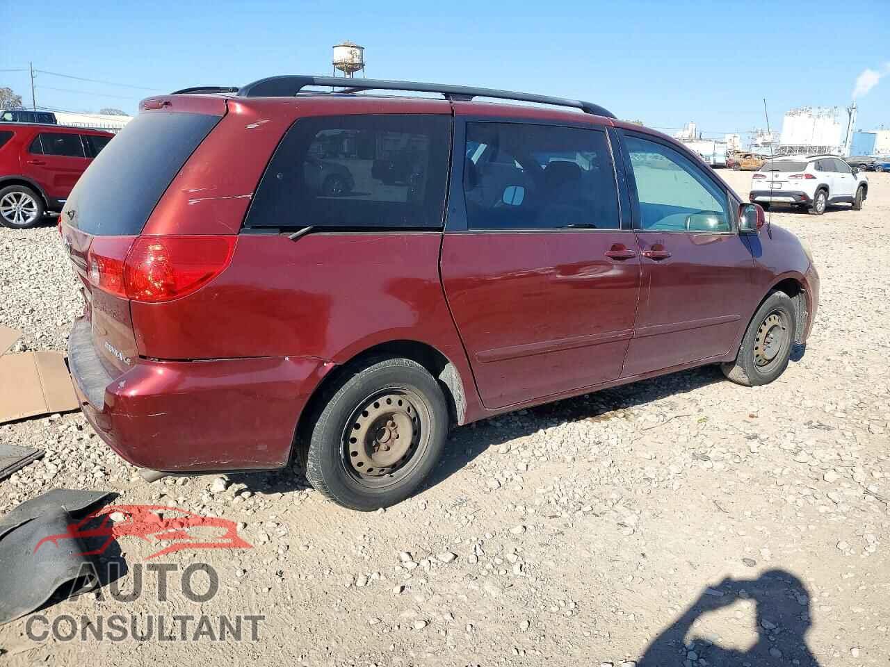 TOYOTA SIENNA 2010 - 5TDKK4CC2AS320869