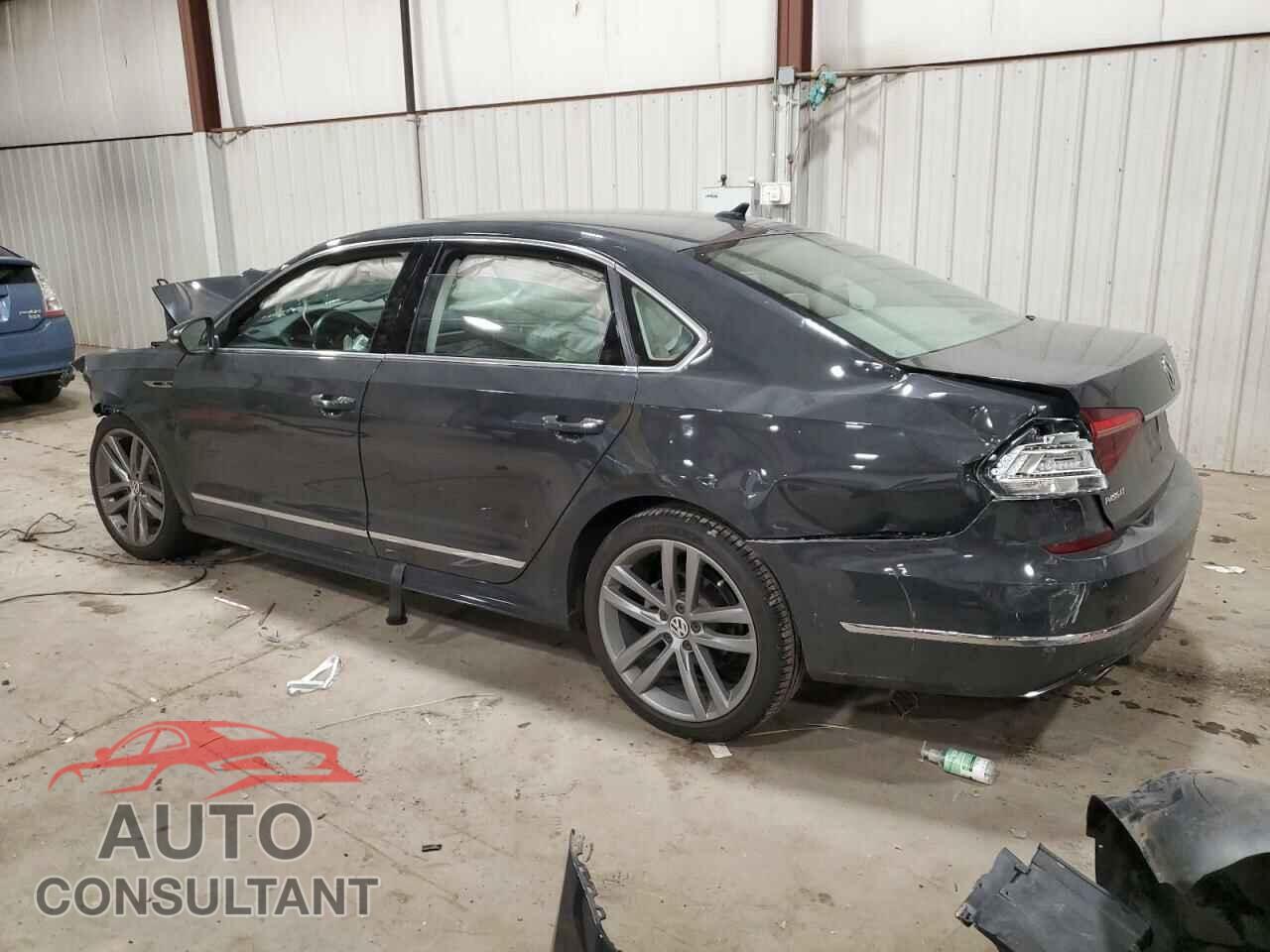 VOLKSWAGEN PASSAT 2017 - 1VWDT7A34HC071204